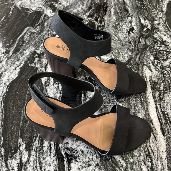 Call it Spring Vegan Leather Heel - Picture 2 of 8